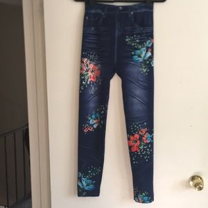 Leggings with flowers